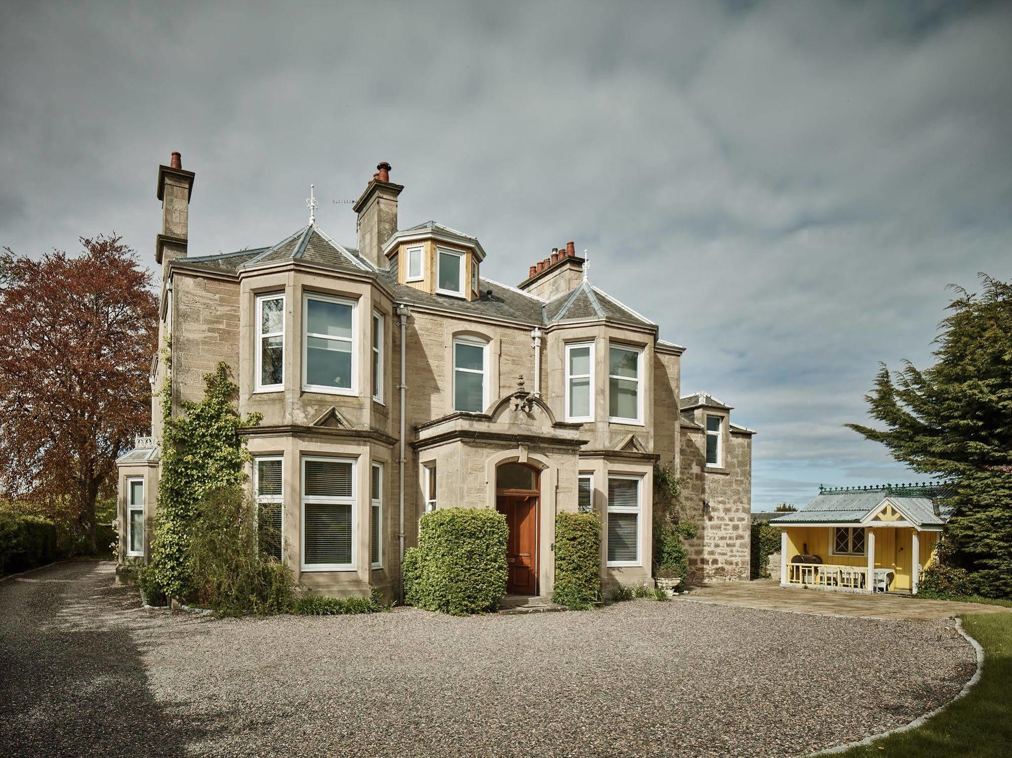 Bed and Breakfast Tali Ayer Nairn Exterior foto